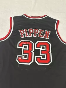 Camiseta deportiva de baloncesto estilo profesional firmada por Scottie Pippen de los Chicago Bulls certificado de autenticidad - Imagen 1 de 8