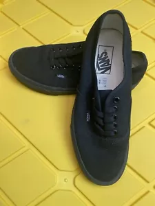 VANS AUTHENTIC 8.0 MEN'S 9.5 WOMEN’S CANVAS BLACK/Black VN000EE3BKA Gently used - Picture 1 of 6