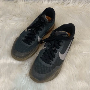 Kids Nike Kobe Bryant Mesh Sneakers - Picture 1 of 6