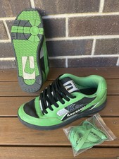 globe kawasaki shoes