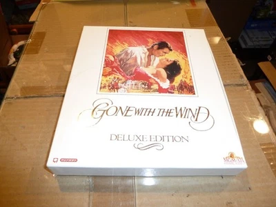 Gone With the Wind (VHS, 1990, 2-Tape Set, Deluxe Edition) - Image 1 of 3