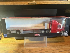 ‘02 New Ray 1:32 Peterbilt 387 Semi Trailer Hauler Truck w/ Flatbed Trailer Red - Picture 1 of 11