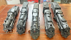 LIONEL TRAIN 2036 WITH WORKING WHISTLING TENDER BOTH IN GOOD WORKING CONDITION - Picture 1 of 23