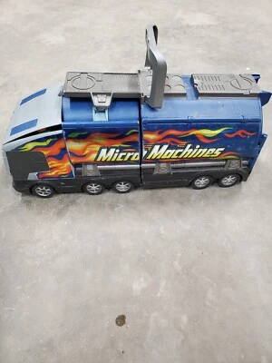 Vintage 2001 Micro Machines Super Stunt City Semi -Tanker Truck Play Set Hasbro! - Image 1 of 4
