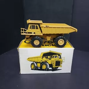 NZG 1:50 CAT 769C Dump Truck No.222 Die Cast Caterpillar Germany in box T44 - Picture 1 of 14