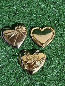 Variety Club Gold Heart Pin Badges Years 1991 - 2002 Excellent Condition x3 - Foto 1 di 5