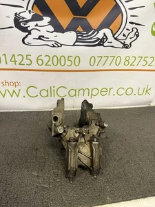Volkswagen T5 2.5tdi Front Engine Mount Bracket - Picture 1 of 6