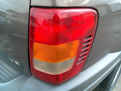 Passenger Tail Light Thru 11/11/01 Fits 99-02 GRAND CHEROKEE 400850 - Image 1 of 4
