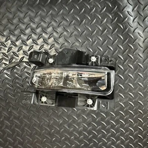 2019-2021 OEM For RAM 1500 LED Front RIGHT Fog Light & Bracket 68384318AA MOPAR - Picture 1 of 15