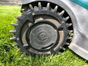 Robot cortacésped Spikes para Robomow 304u / 308u - Imagen 1 de 6