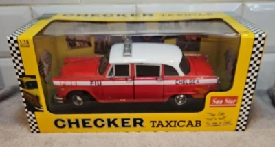 SunStar 1/18 Checker (Chelsea Fire Engine) US fire department Diecast Model Car - Image 1 of 4