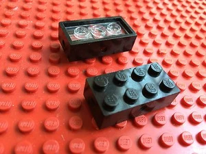 LEGO (7049) 2x4 NERO BLACK PER RUOTE TRENO 1 Mattoncino Brick Basic Steine - Foto 1 di 1