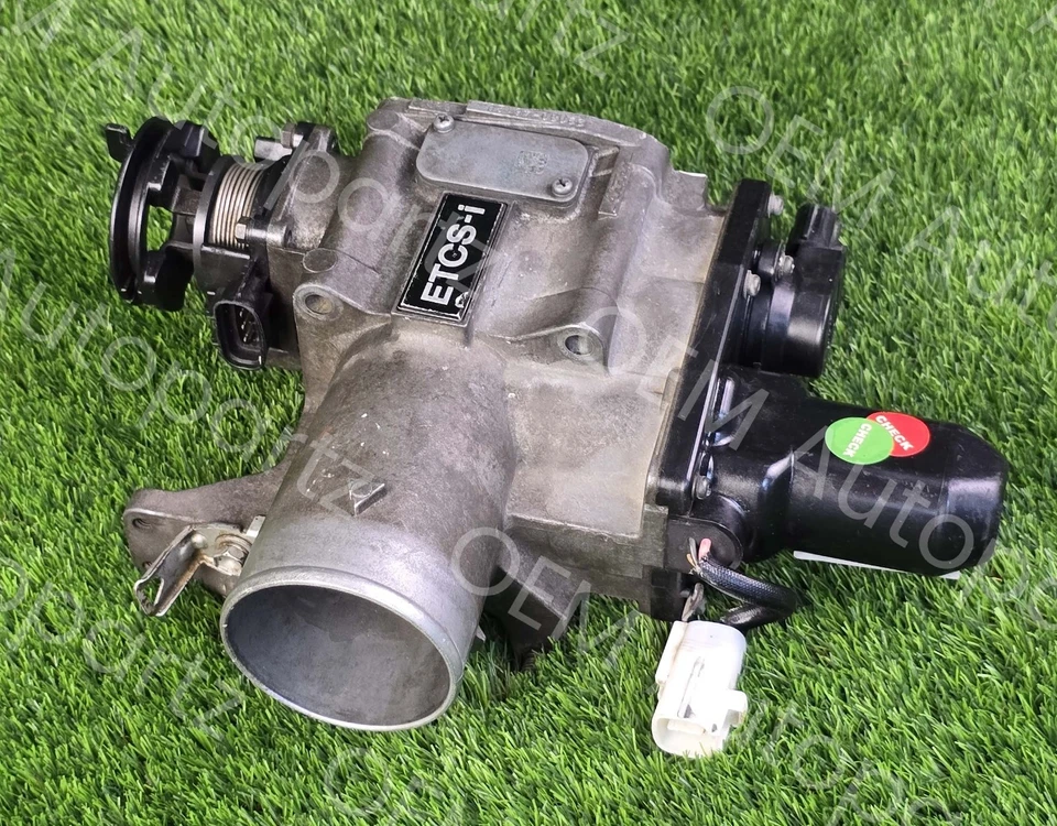 Cuerpo del acelerador de inyección de combustible Lexus GS300 GS400 1997-2004 22030-46120 OEM JDM Foto 1 de 4