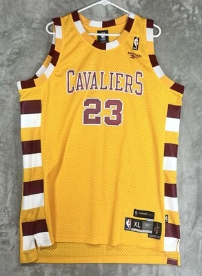 Camiseta Lebron James #23 XL Reebok Cavaliers Amarilla Baloncesto NBA Y2K *Foto* Foto 1 de 4