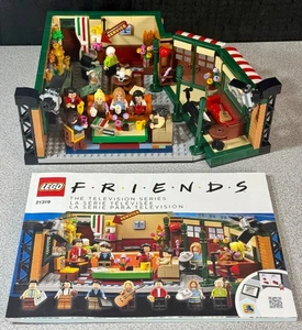 LEGO 21319 IDEAS #027 Friends Central Perk 2019 1070 pezzi completo usato - Foto 1 di 5