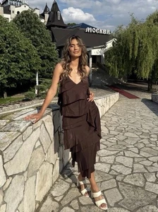 NUEVO VESTIDO CON VOLANTES ZARA 2025 MARRÓN COLECCIÓN ZW TALLA M 3214/209 RARO - Imagen 1 de 10
