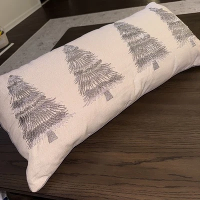 Funda de almohada lumbar árbol de Navidad, arpillera 30”x 14” cuentas de vidrio  Foto 1 de 4