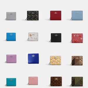 Neu mit Etikett Coach Geldbörse mit Druckknopf * Ausweisfenster *  - Bild 1 von 103