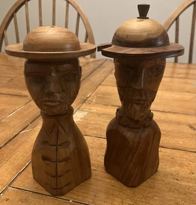VTG Oliv Art Hand Carved Olive Wood Salt Shaker & Pepper Mill, Folk Art, Spain - Picture 1 of 9