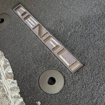 Juego de alfombrillas negras para camioneta GMC Canyon Denali 2015-2022 doble cabina OEM 23264623 Foto 1 de 4