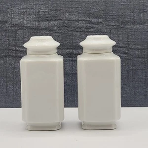 White Porcelain Minimalist Salt & Pepper Shakers Small Sized Screw Top Pedestal - Picture 1 of 9