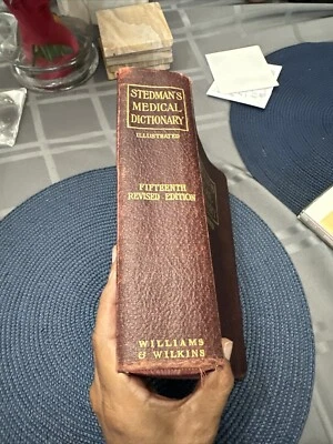 Stedman’s Medical Dictionay Fifteenth Edition Revised - Image 1 of 4
