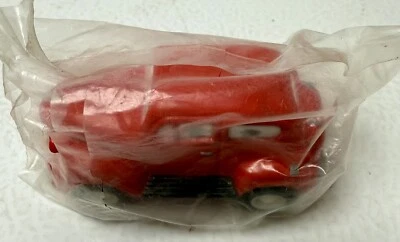VTG. 1990 DICK TRACY RED 2.5" DISNEY PULL BACK CAR - WORKS WELL - EX CONDITION - Изображение 1 из 3