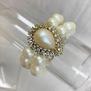 Bracciale doppio filo di perle finte centro strass - Foto 1 di 5