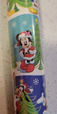 Disney's  Minnie, Mickey Donald, Daisy & Goofy Christmas Wrapping Paper  25 sqft - Image 1 of 4