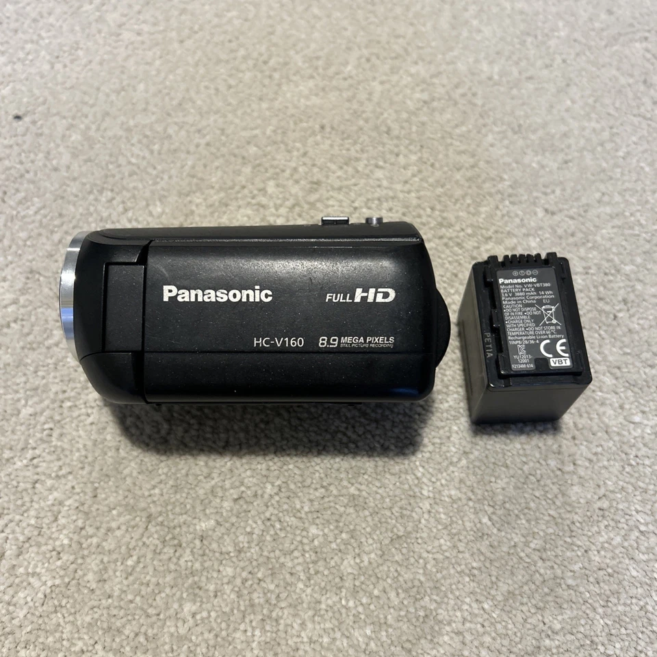 PANASONIC HC-V160 CAMCORDER  - Image 1 of 4