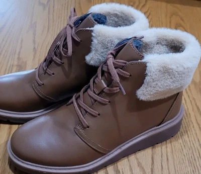 New CLARKS * Brown BOOTS W/fur Tops * Women's Size 6.5 M * Mahogany Leather * - Image 1 of 4