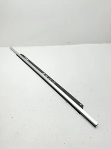 2007-2015 AUDI Q7 4L FRONT LEFT EXTERIOR WINDOW SLOT SEAL TRIM OEM 4L0853283A - Picture 1 of 4