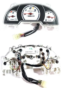 OLD GENUINE INSTRUMENT CLUSTER FITS KUBOTA B2650, B2920 COMPACT UTILITY TRACTOR - Picture 1 of 8