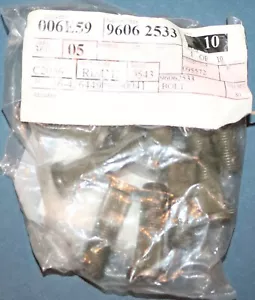 Conjunto de buje GM OEM perno de rueda delantera 96062533 - Imagen 1 de 1