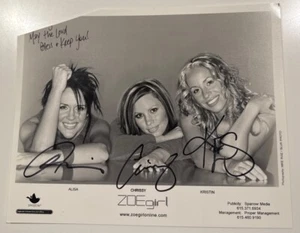 Foto/poster AUTOGRAFATO ZoeGirl PROMO B&W su Sparrow Records nel 2001! - Foto 1 di 2