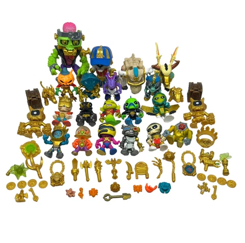 Lot of 23 Treasure X Action Figures Aliens Monsters And Accessories Cover