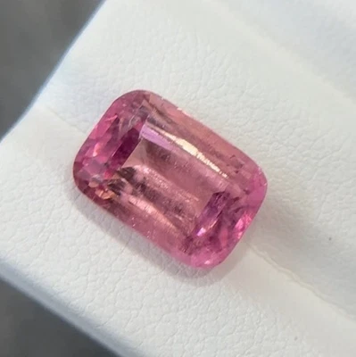 6 Carat Natural Pink Tourmaline Cushion Cut - Image 1 of 4