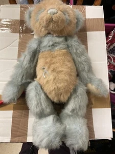 Charlie Bear Dilly - Picture 1 of 4
