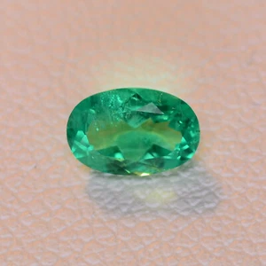 0.42ct Colombian Hydrothermal Emerald Lab Grown Loose Stone - Picture 1 of 4