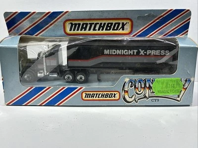 Matchbox Convoy CY-9 "Midnight Express" Box Truck - Image 1 of 4