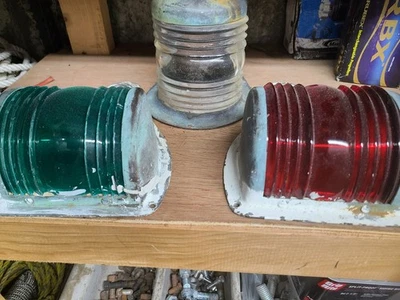 Luces de navegación marina de latón para puerto y estribor de barco marino de colección. Foto 1 de 4