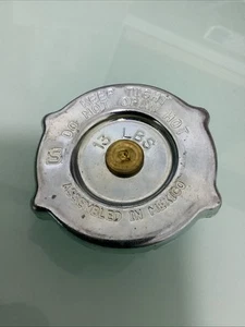 CATERPILLAR 036-1865 0361865 Kühlerdeckel 13 - 14 PSI - Bild 1 von 3