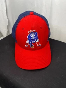 NEW ENGLAND PATRIOTS  HAT CAP Strap Back Adjustable Retro Logo 9 FORTY Brand Red - Picture 1 of 6