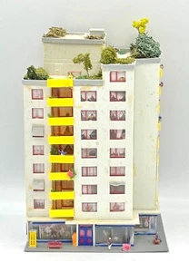 Kibri N Scale 9-Story Modern Apartment Building, Fully assembled. - Picture 1 of 5