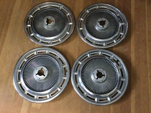 un juego de tapacubos Chevy SS 1965-69, sin spinners en ellos. - Imagen 1 de 11