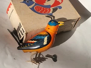 Tin toy 1950's Soviet Russia mechanical TWEETING BIRD  with key mint in box!  - Foto 1 di 24