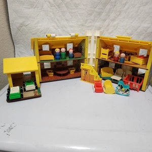 1969 Little People 26 pc Play Family House 952 Yellow Blue Vintage Fisher Price - Picture 1 of 14