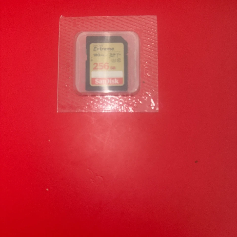 SanDisk 256GB Extreme SDXC UHS-I Memory Card - SDSDXVV-256G-GNCIN - Image 1 of 1