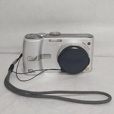 Panasonic Lumix DMC-TZ1 Digital Camera 10x Optical Zoom Untested With Battery - Image 1 of 4