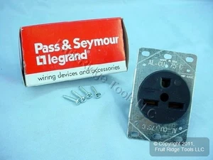 Pass & Seymour Straight Blade Receptacle 6-30 30A 250V 3801 Boxed - Picture 1 of 6